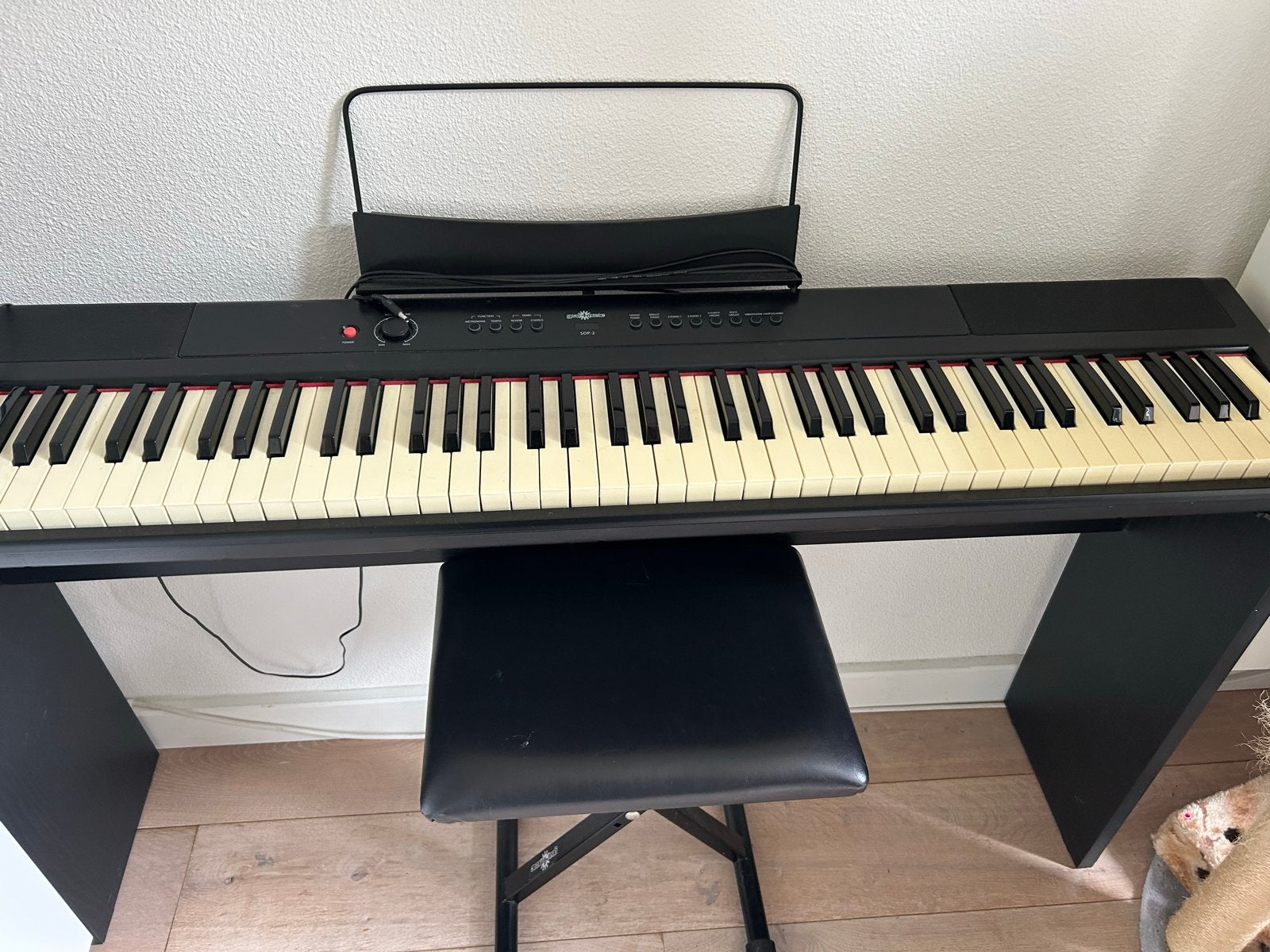 Elektrische piano Gear4music SDP-2 met standaard en kruk, Ophalen, Gebruikt, Zwart, Digitaal