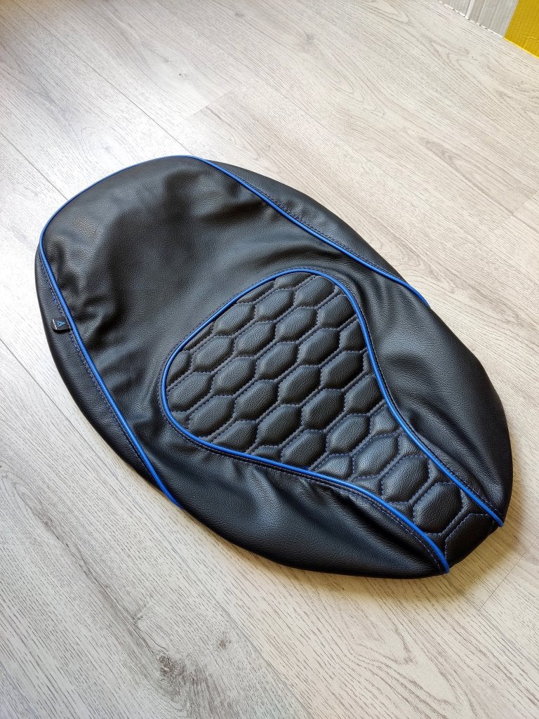 UITVERKOOP! Zadelhoes buddydek Vespa Sprint Primavera blauw, Info@jynkx.com, Nieuw, Ophalen of Verzenden, Piazza 99
