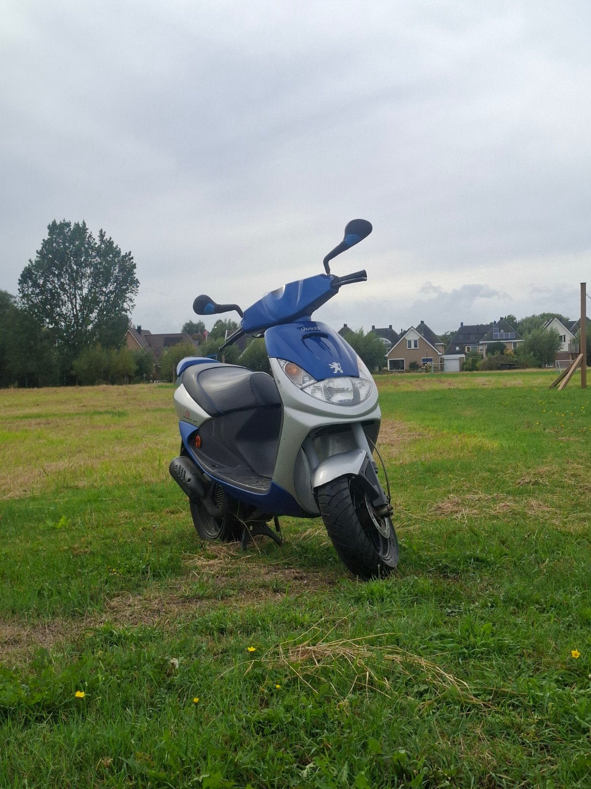 Peugeot Vivacity met lage kilometerstand, Fietsen en Brommers, Ophalen of Verzenden, Gebruikt, Overige modellen