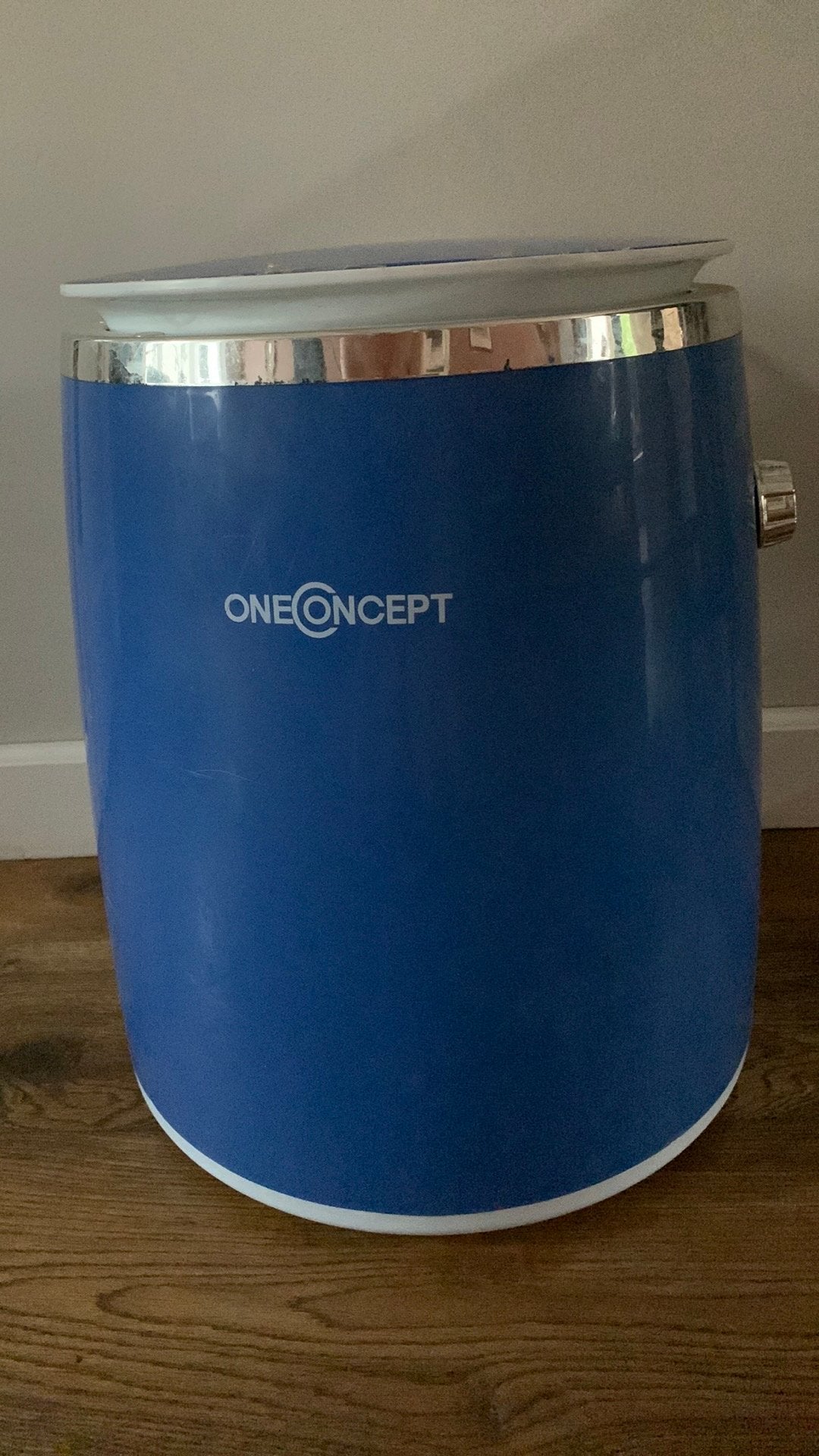 OneConcept Mini Wasmachine Blauw - Compact en Efficiënt, Ophalen, Minder dan 85 cm, Minder dan 4 kg, Bovenlader