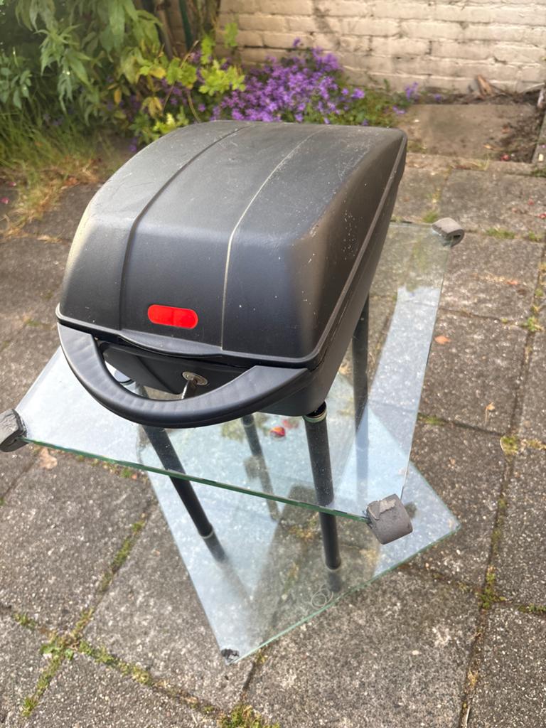 fietskoffer met beslag en 2 sleutels, Ophalen, Gebruikt