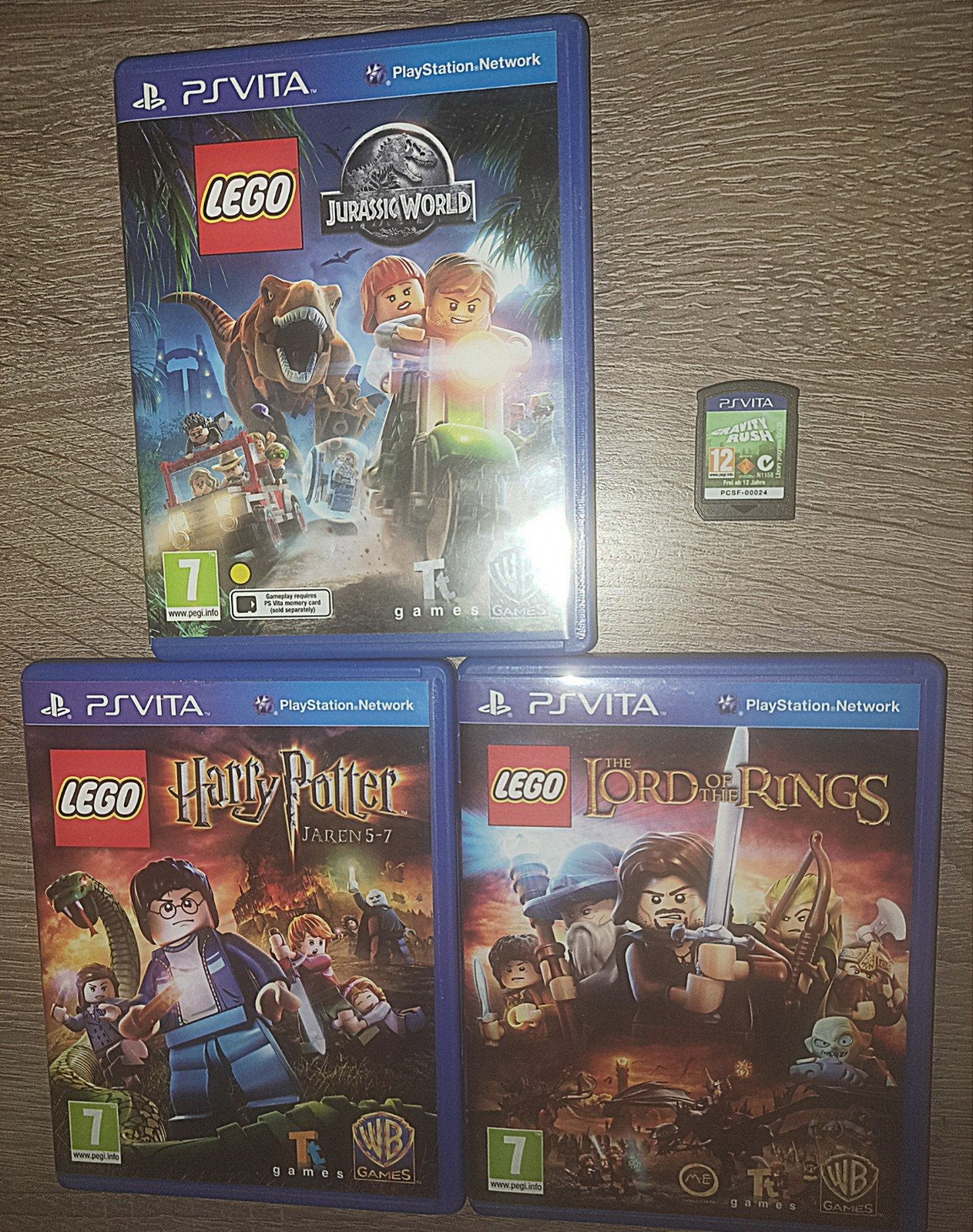 4 games PS VITA gravity rush lego games z.g.a.n., Avontuur en Actie, 1 speler, Ophalen of Verzenden, Zo goed als nieuw