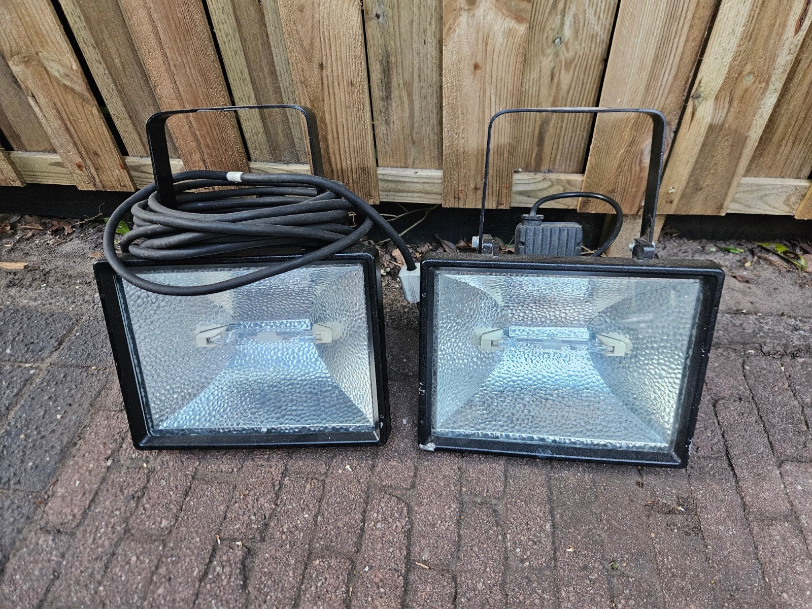 2x Grote Bouwlamp Gasontlading Lamp 150W, Ophalen, Gebruikt, 50 tot 200 watt, Lamp met armatuur