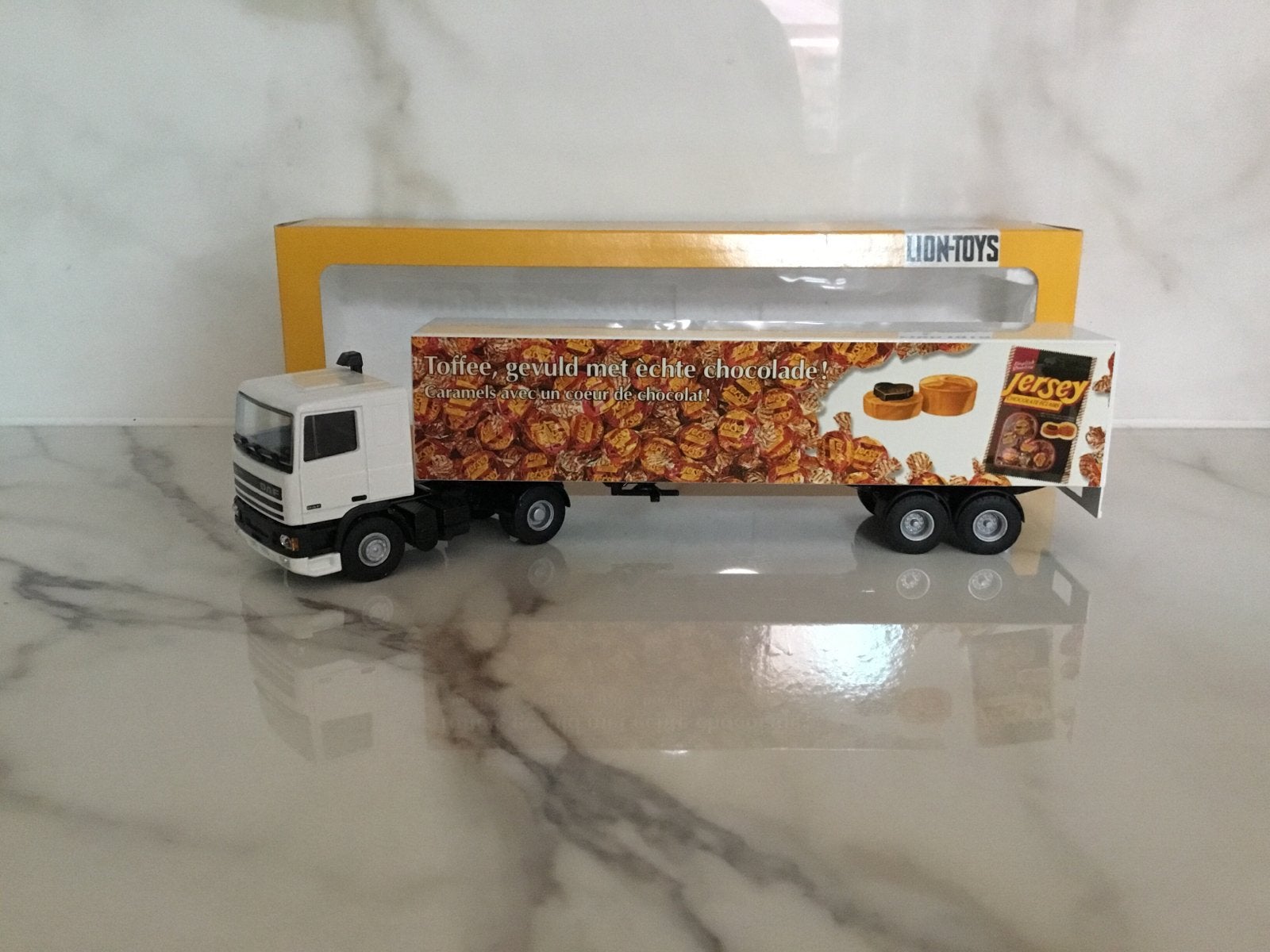Lion Car Daf 95 Jersey Toffee, Ophalen of Verzenden, Zo goed als nieuw, Bus of Vrachtwagen, Lion Toys