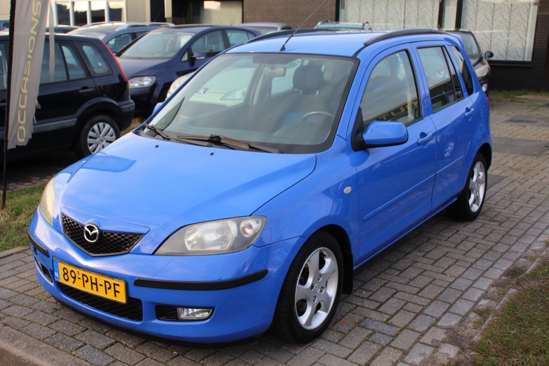 Mazda 2 1.6 Sportive Airco APK Mei 2027! LM-velgen Elec pakk, Voorwielaandrijving, 1596 cc, Gebruikt, Zwart