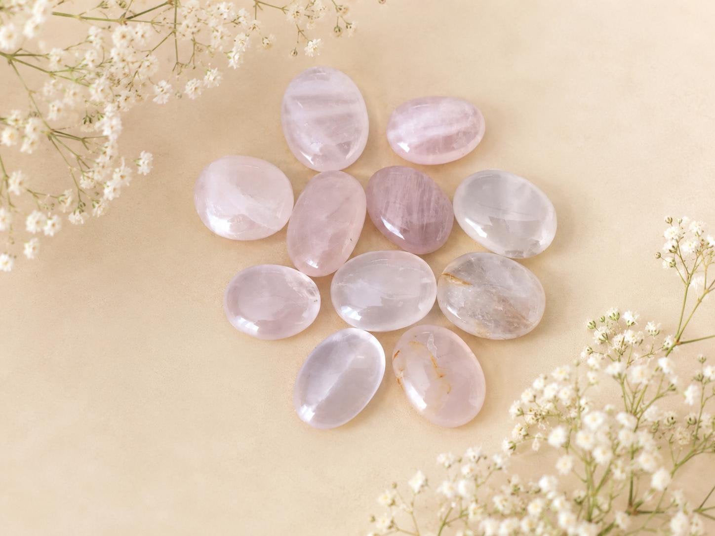 Handsteen mini Rozenkwarts - Liefde en Harmonie, Ophalen of Verzenden, Mineraal
