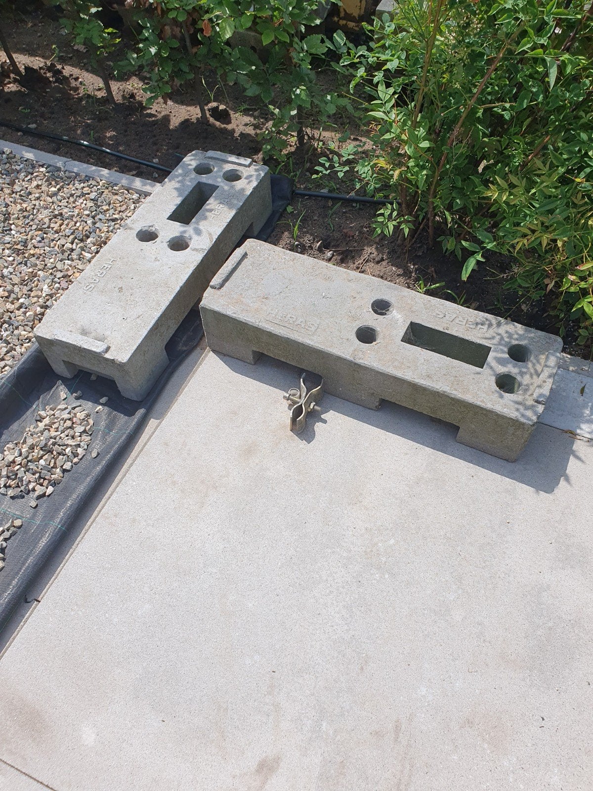 Bouwhek met kunststofvoet en klemmen, Ophalen, Minder dan 3 meter, IJzer, 1 tot 2 meter