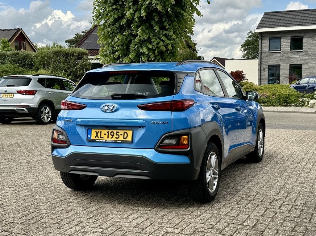 Hyundai KONA 1.0T Essence Navi Camera Cruise Krell audio, Voorwielaandrijving, Gebruikt, Euro 6, Blauw