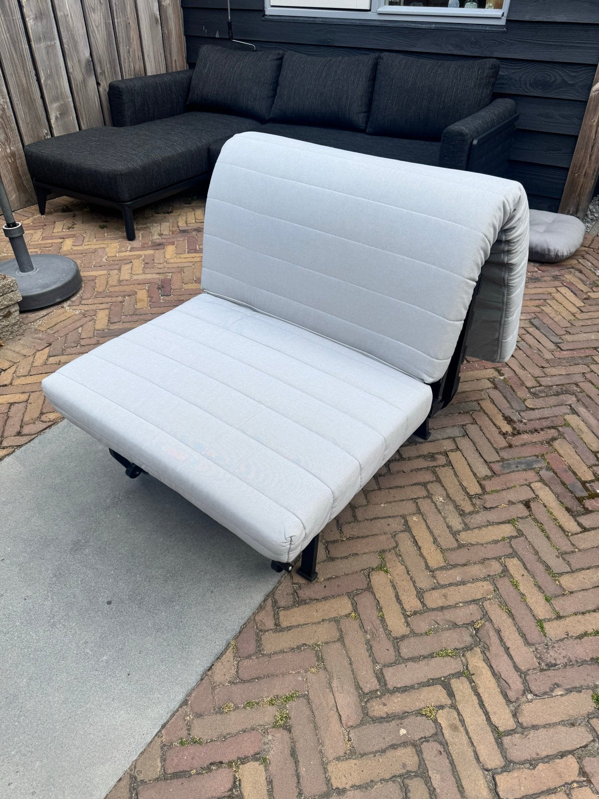 Opklapbaar bed / logeerbed met matras, Ophalen, Eenpersoons, 190 cm of minder, Zo goed als nieuw