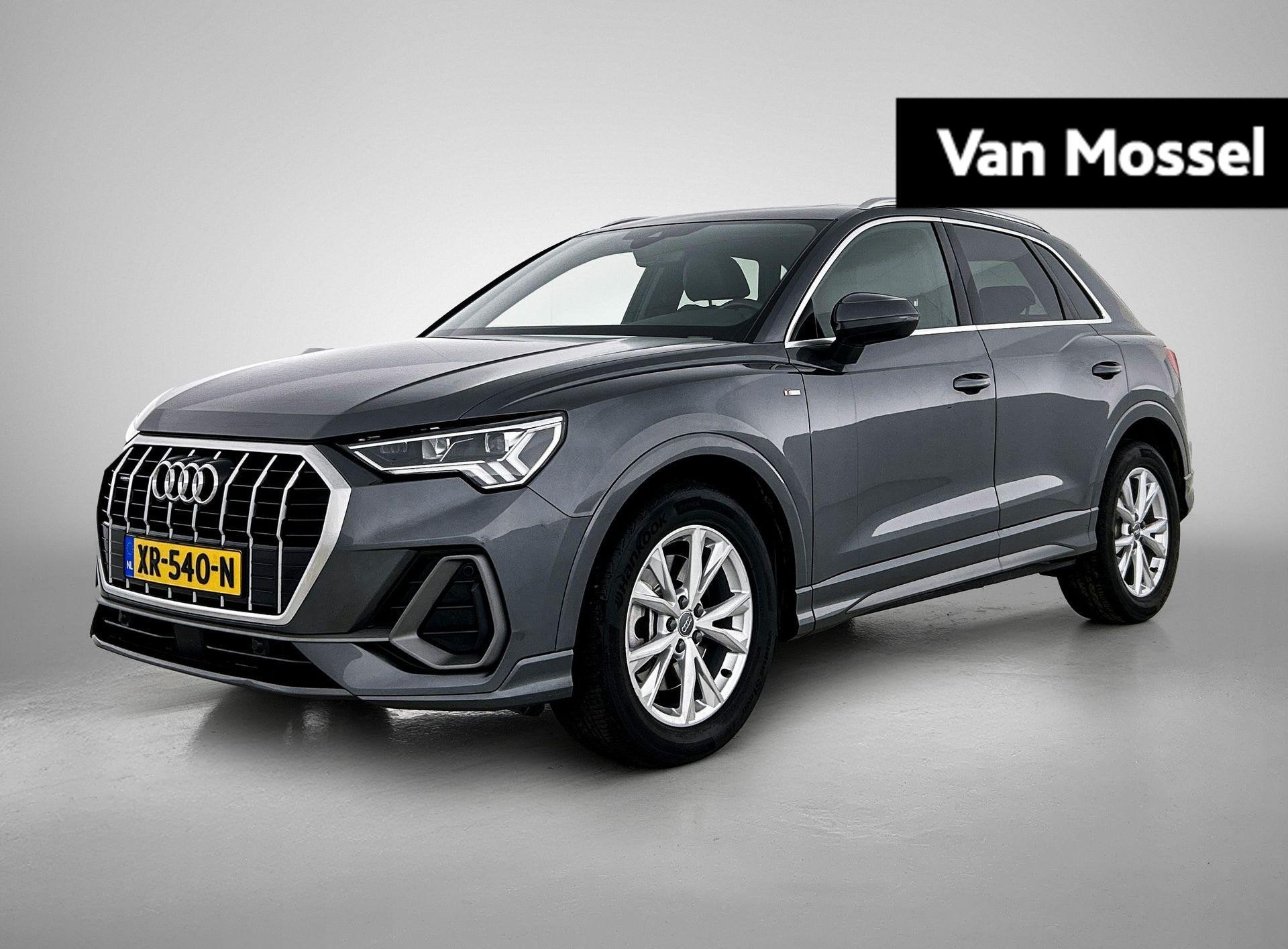 Audi Q3 40 TFSI quattro S Line 190 PK | S-line | Panoramadak, Auto's, 12 maanden, Gebruikt, Leder en Stof, Bedrijf