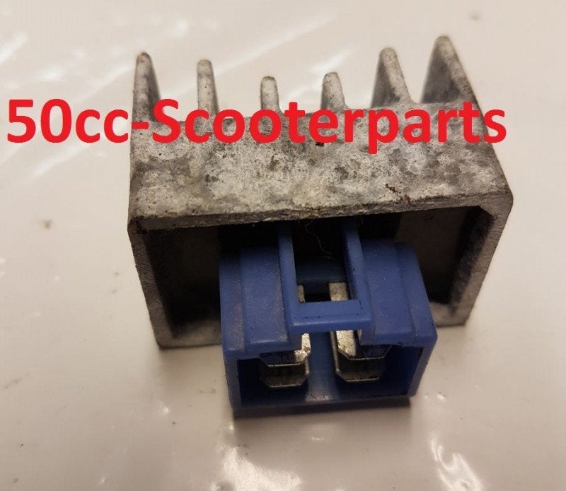 Spanningsregelaar Mbk Ovetto 2T 5Rnh19600000 Gebruikt, Ophalen of Verzenden
