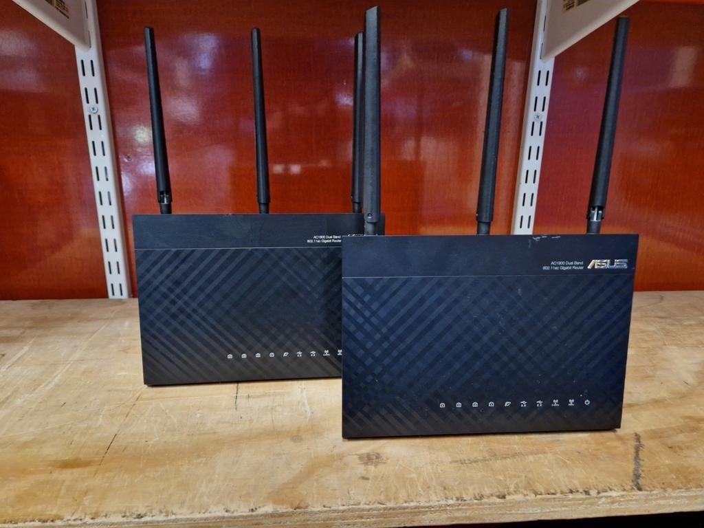 Asus Router RT-AC68U 1X, Computers en Software, Routers en Modems, Ophalen of Verzenden, Gebruikt, Router, ASUS