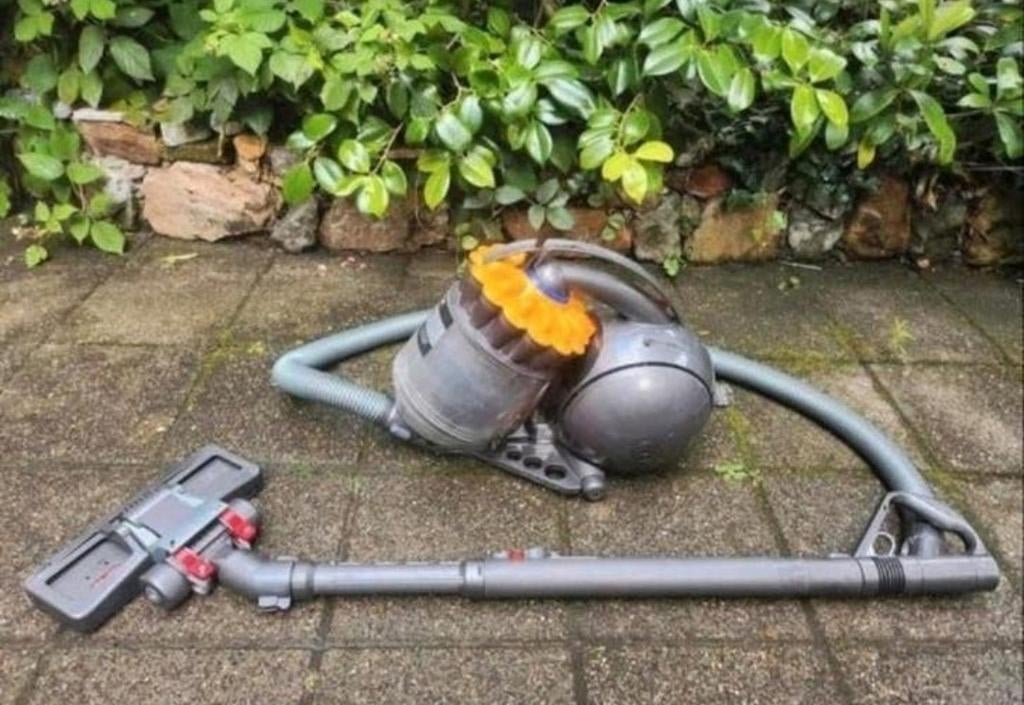Goedwerkend Dyson Ball DC33c Plus Stofzuiger, Ophalen of Verzenden
