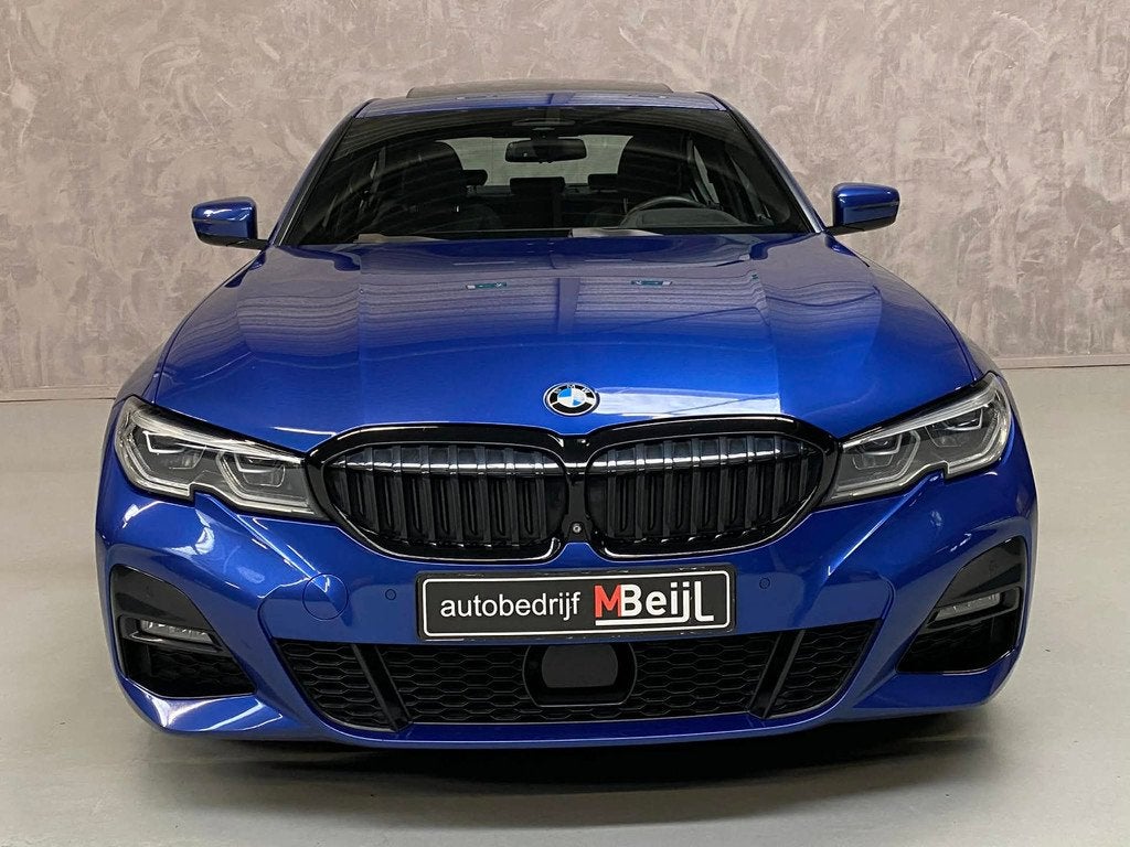 BMW 3-serie 330d xDrive High Executive /Dakje /360 Camera /H, Auto's, Automaat, Euro 6, 2993 cc, Blauw