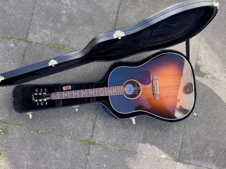 Gibson J-45 – 2015 – USA – inclusief originele koffer, Muziek en Instrumenten, Ophalen, Zo goed als nieuw, Western- of Steelstringgitaar
