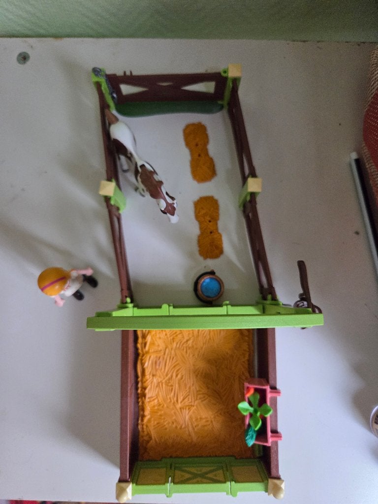 Playmobil stallen en elfjes, Ophalen of Verzenden, Zo goed als nieuw, Complete set, Overige typen