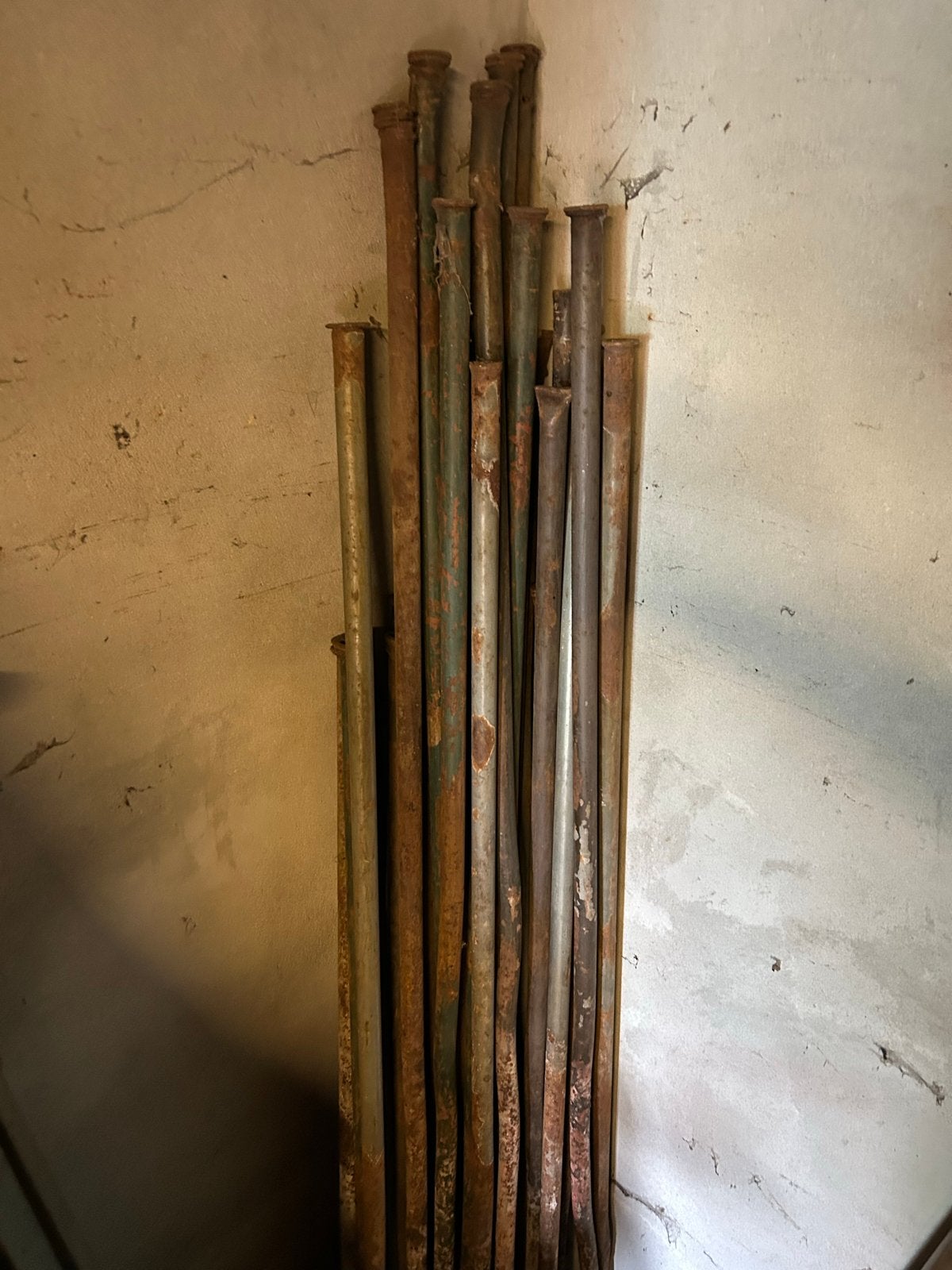 Draadpalen - Lengte +/- 1.5m, Ophalen, Gebruikt