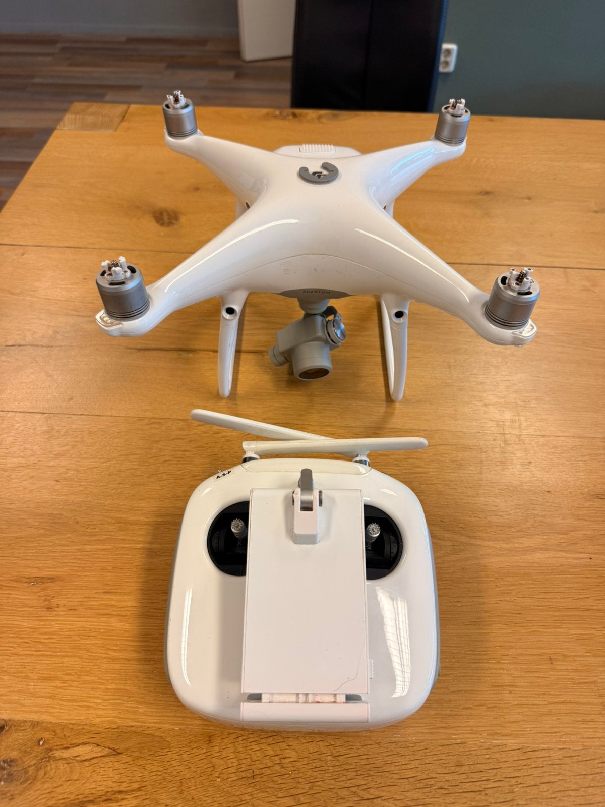 DJI Phantom 4 inclusief professionele transportkoffer, Ophalen of Verzenden, Gebruikt