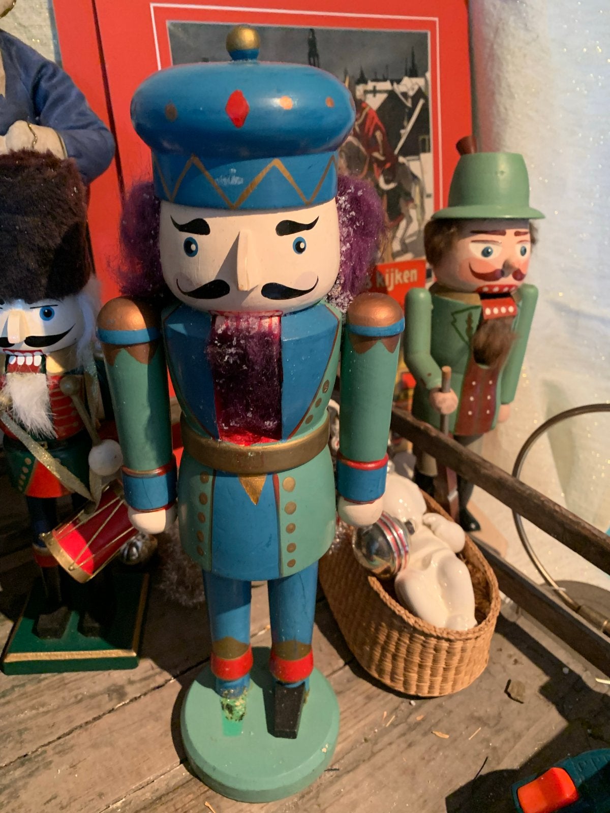 Decoratieve Notenkraker Figuur - Blauw/Groen erzgebirge, Gebruikt, T, Ophalen of Verzenden, N