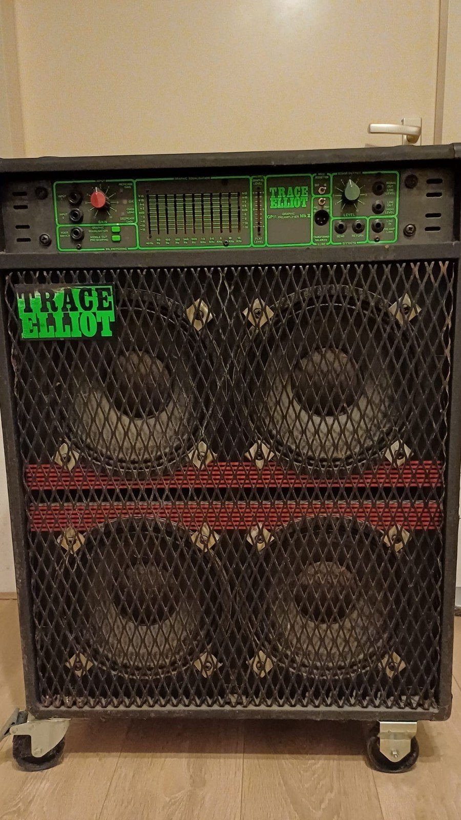Trace Elliot GP11 Basversterker - Krachtig en Betrouwbaar, Ophalen, Gebruikt, 100 watt of meer