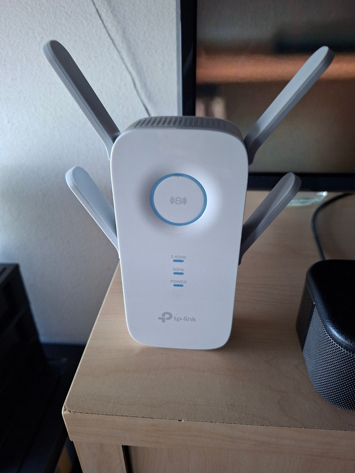 TP-Link RE650 WIFI Range Extender, Computers en Software, WiFi-versterkers, Ophalen of Verzenden, Zo goed als nieuw
