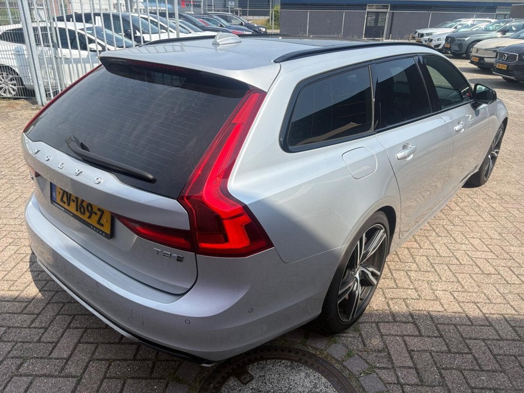 Volvo V90 2.0 T8 AWD R-Design | 360º Camera | Luchtvering |, Auto's, Volvo, Euro 6, 4 cilinders, 120 €/maand, Vierwielaandrijving