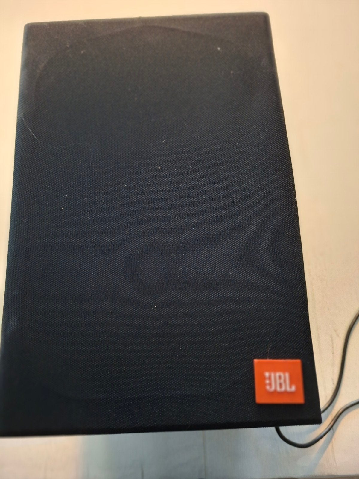 JBL Subwoofer PSW-800 - Compact en Krachtig (32x23x35), Ophalen, Gebruikt, Basreflex, Subwoofer