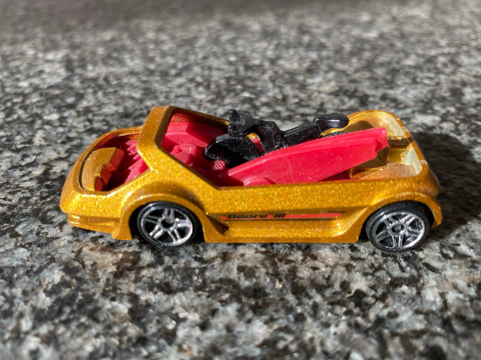 Hot Wheels Rod Squad Deora III - Gold car, Ophalen of Verzenden, Zo goed als nieuw