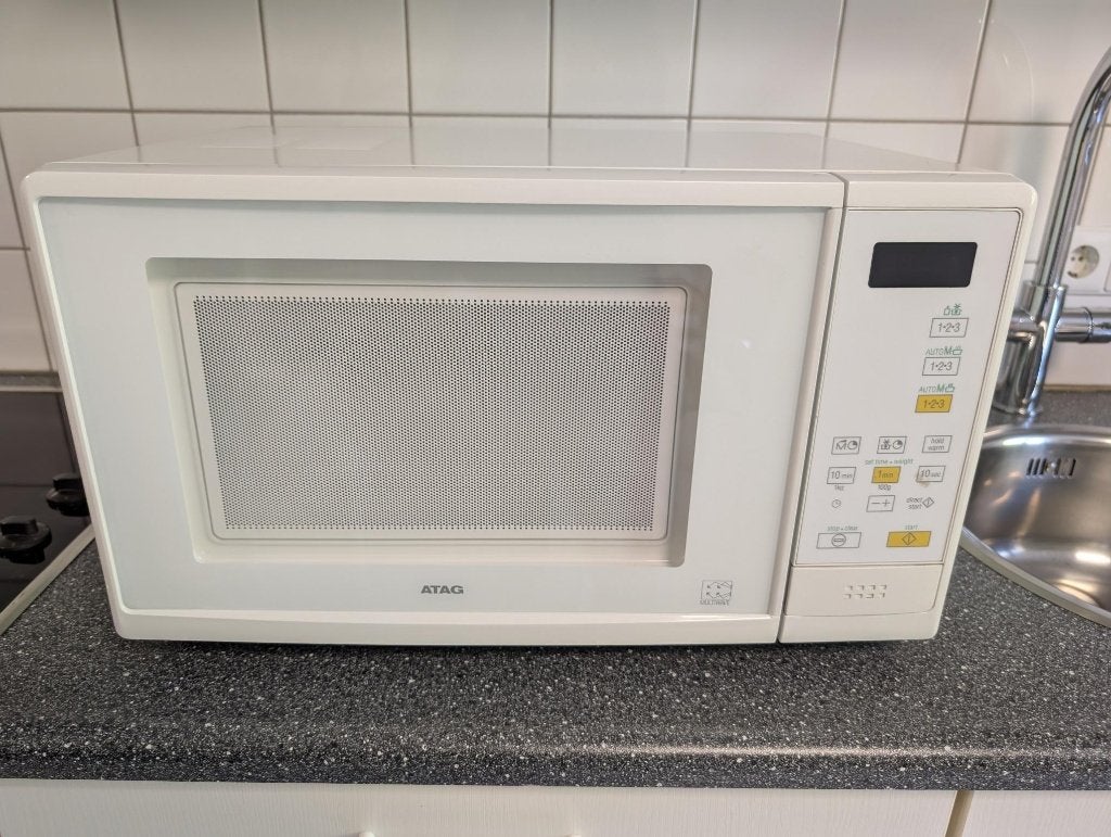ATAG Magnetron (900W) - Vrijstaand - Wit (Type MA 100K 5U), Witgoed en Apparatuur, Ophalen, Gebruikt, Magnetron, Draaiplateau