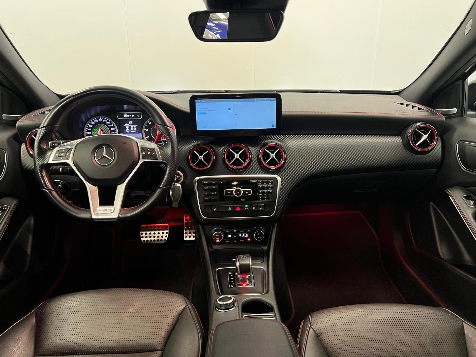 Mercedes-Benz A-klasse AMG 45 4MATIC / EDITION1 / CRUISE.C /, Auto's, Gebruikt, 4 cilinders, Zwart, Bedrijf