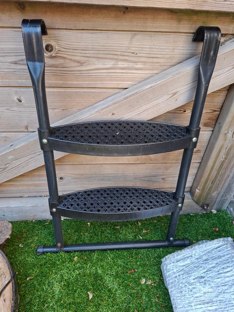 Trampoline / zwembad trappetje voor framehoogte 50-65 cm, Ophalen