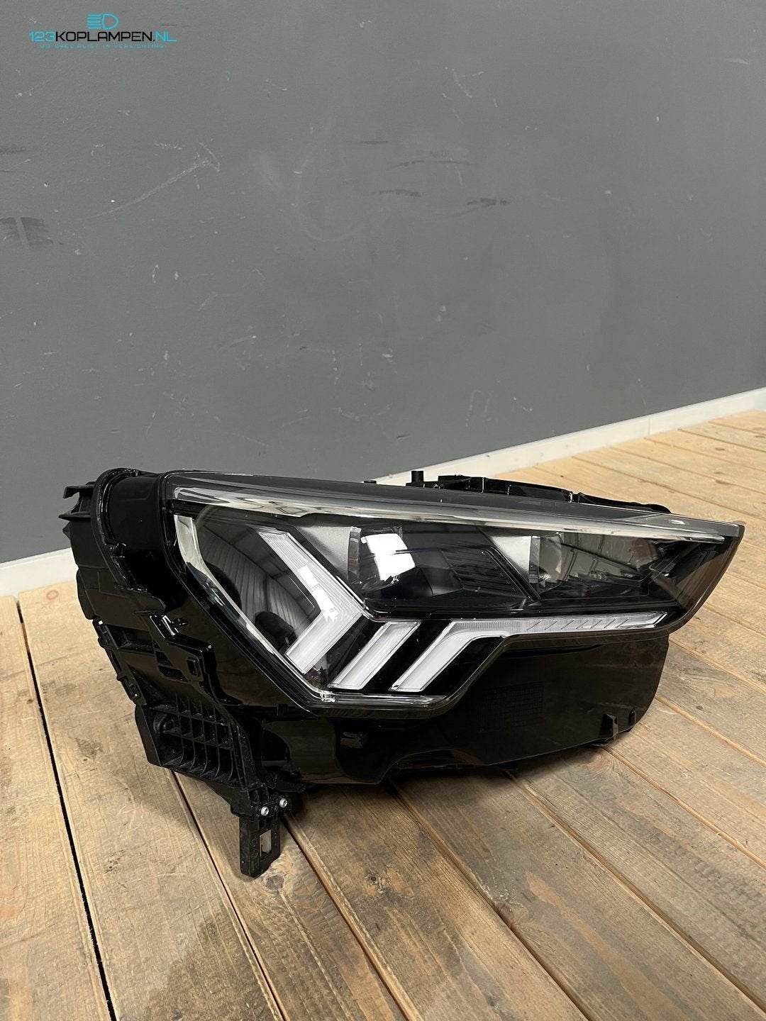 Audi RSQ3 Q3 83A Matrix led koplamp rechts, Gebruikt, -, -, -