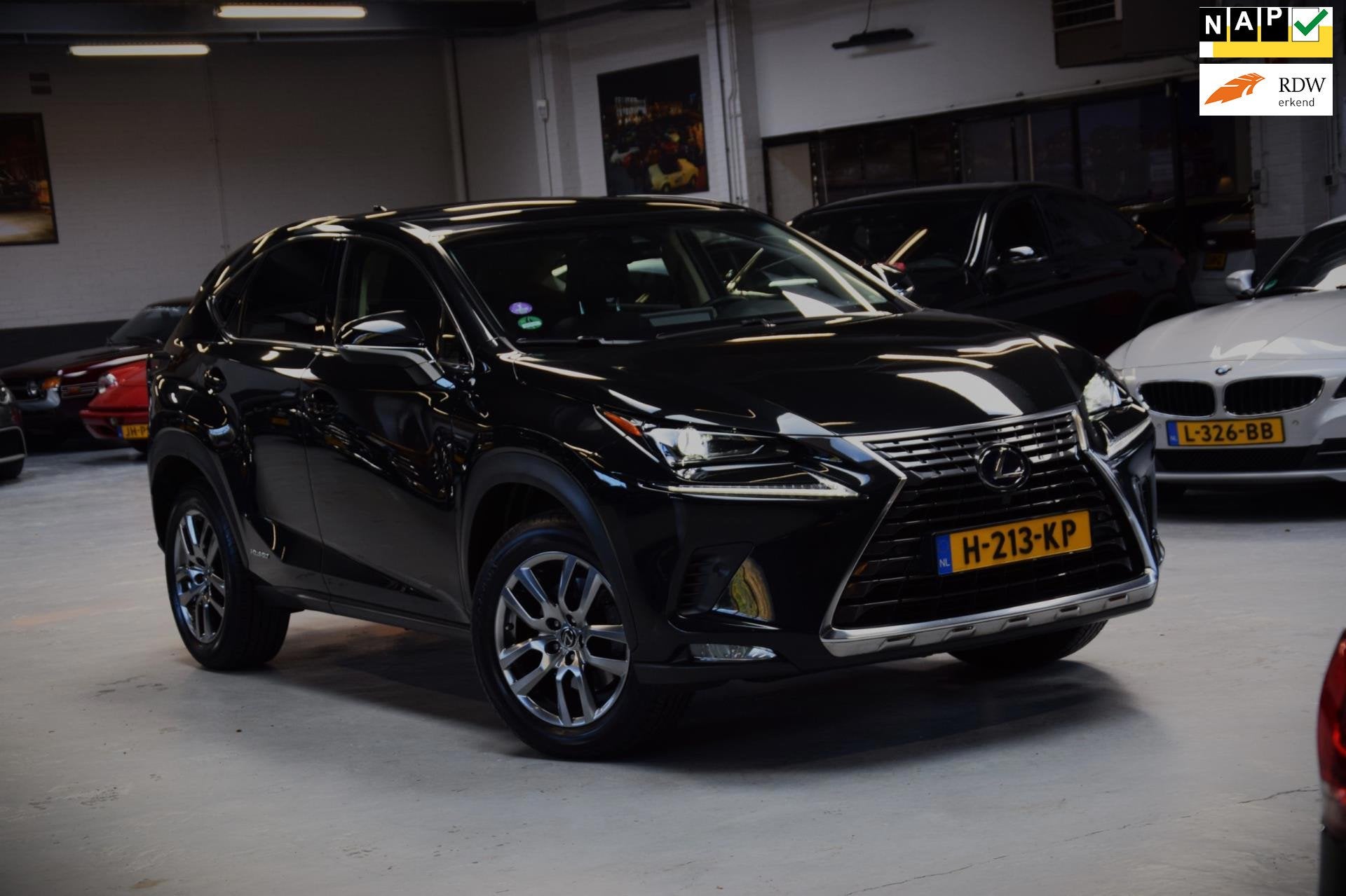 Lexus NX 300h AWD Business Line|Navi|Panoramadak|Leder|, Auto's, Automaat, Dealer onderhouden, Gebruikt, 1760 kg