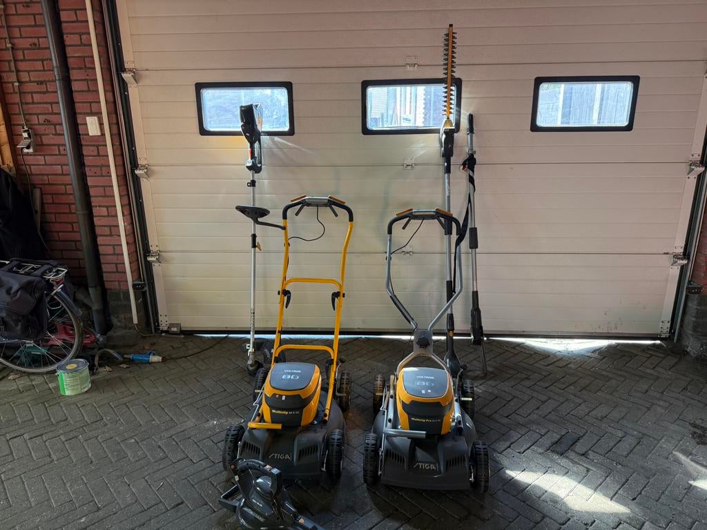 Accu set stiga, Tuin en Terras, Cirkelmaaier, ', Accu-grasmaaier, Nieuw