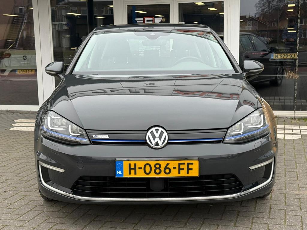 Volkswagen E-Golf E-Golf | Navigatie | Warmtepomp, Stof, Gebruikt, Zwart, 780 min