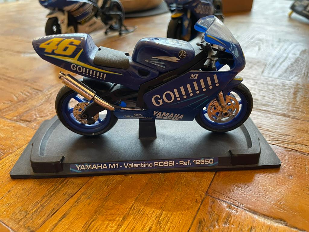 Schaalmodel Valentino Rossi, Overige merken, Ophalen of Verzenden, Zo goed als nieuw, Groter dan 1:32