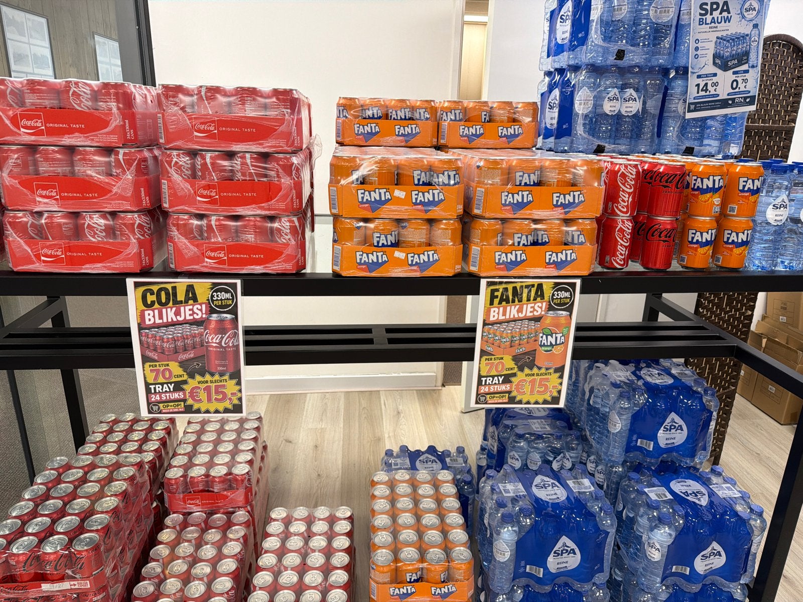 Tray frisdrank, Diversen, Ophalen