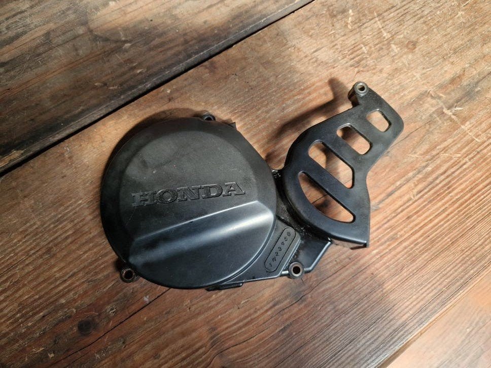 Honda MTX JD05 Ontstekingsdeksel, zeer mooie staat.

Prijs 6, Ophalen of Verzenden, Tank, Overige merken