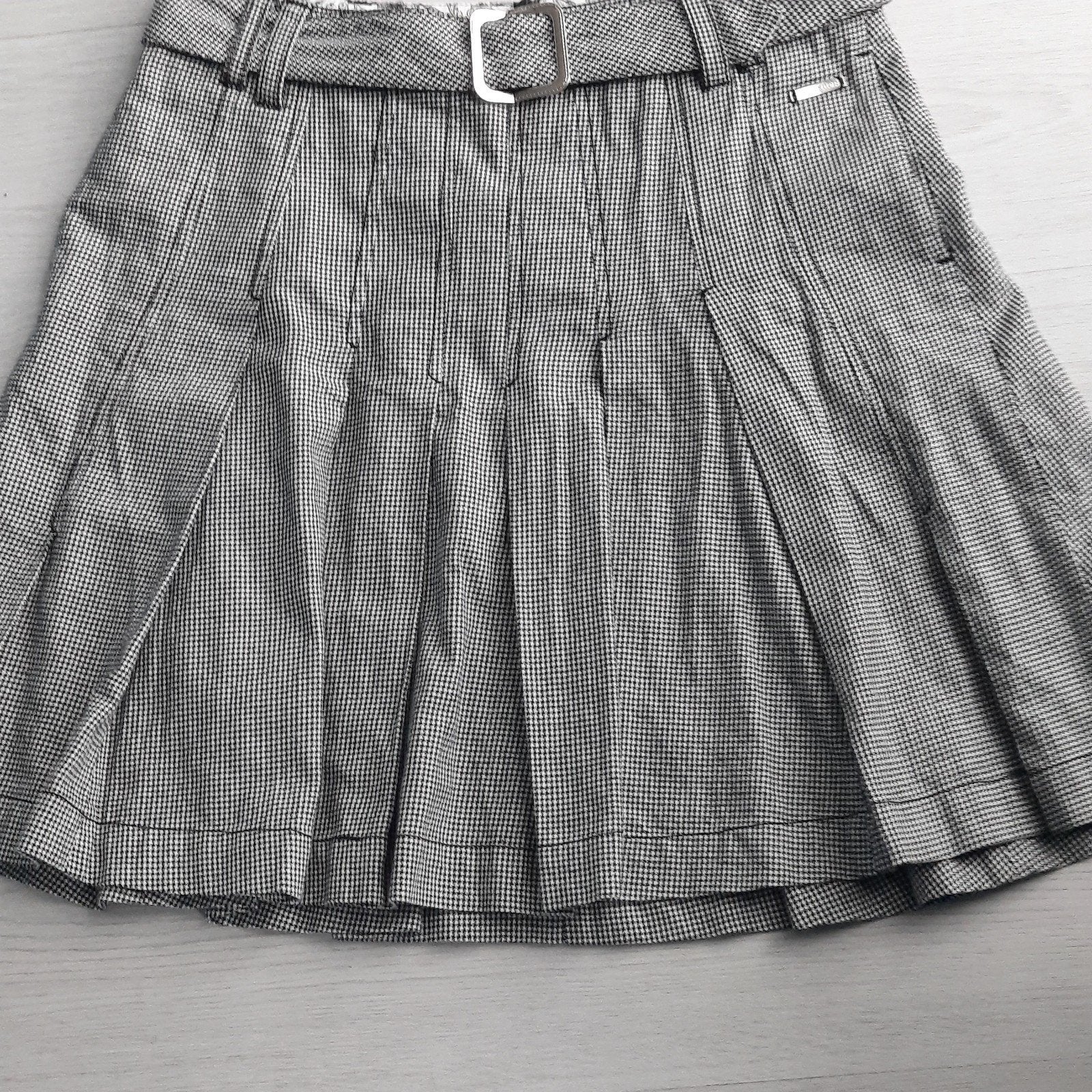McGregor geruite mini-rok met plooien, Kleding | Dames, Rokken, McGregor, Zwart, Ophalen of Verzenden, Zo goed als nieuw