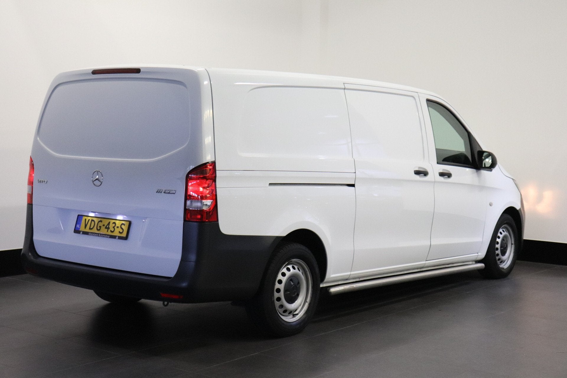 Mercedes-Benz Vito 111 CDI XL EURO 6 - Airco - Camera - €1, Voorwielaandrijving, Stof, Gebruikt, 4 cilinders