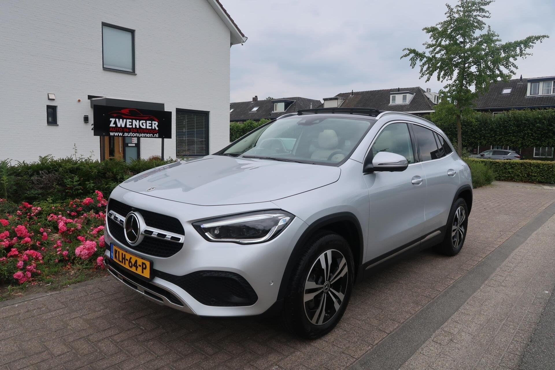 Mercedes GLA-klasse 250 e PANORAMADAK|STOELKOELING|HEAD-UP|3, Auto's, Bedrijf, Hybride Elektrisch/Benzine, 71 km/l, SUV of Terreinwagen