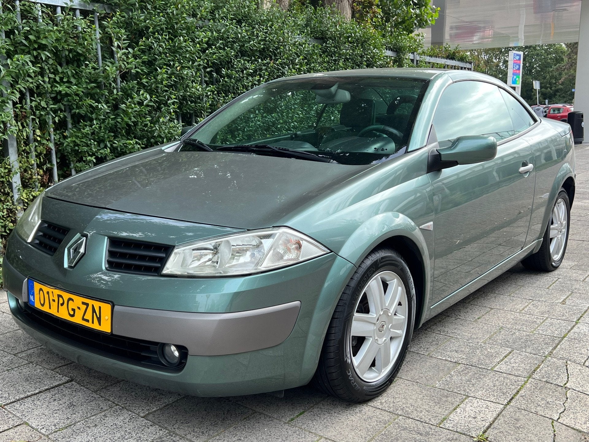 Renault Mégane Coupé-Cabriolet 2.0-16V Privilège Luxe|140, Voorwielaandrijving, 135 pk, Gebruikt, 4 cilinders