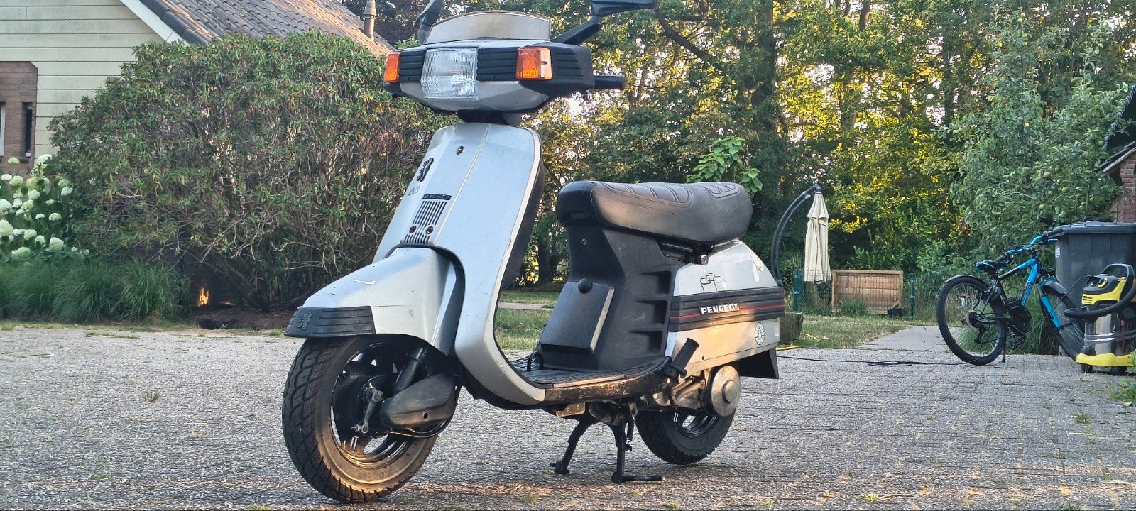 Peugeot sc50 45 km/u met kenteken + reserve scooter, Fietsen en Brommers, Ophalen, Gebruikt, Overige modellen, Maximaal 45 km/u