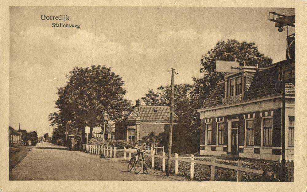 GORREDIJK, Stationsweg (1930s) Ansichtkaart, Verzamelen, Ansichtkaarten | Nederland, Ophalen of Verzenden, 1920 tot 1940, Ongelopen