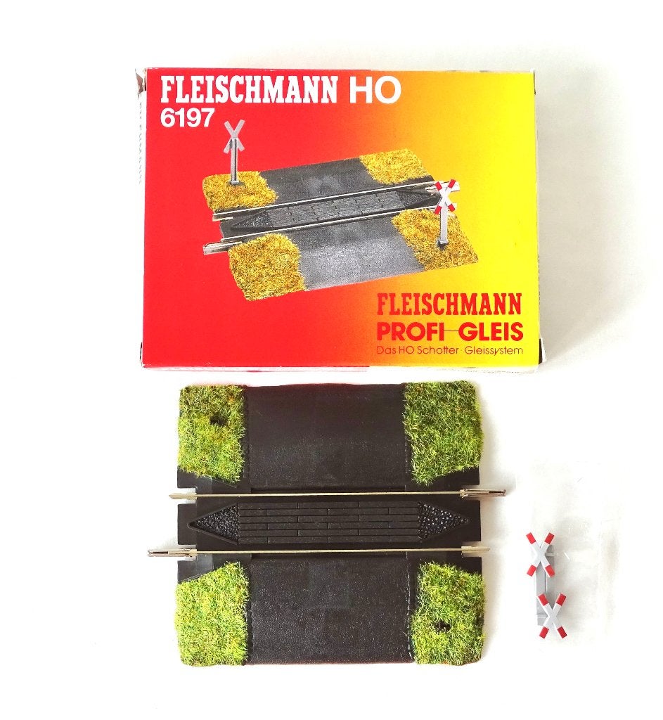 Fleischmann 6197 spoor overgang, Gelijkstroom, Fleischmann, Ophalen of Verzenden, Nieuw