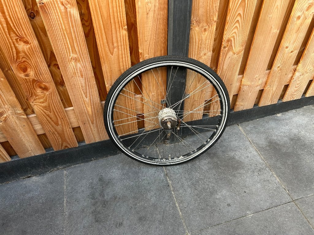 Achterwiel 28 inch 7 NEXUS versnellingen rollerbrakes, Gebruikt, Band, Ophalen of Verzenden, Aluminium
