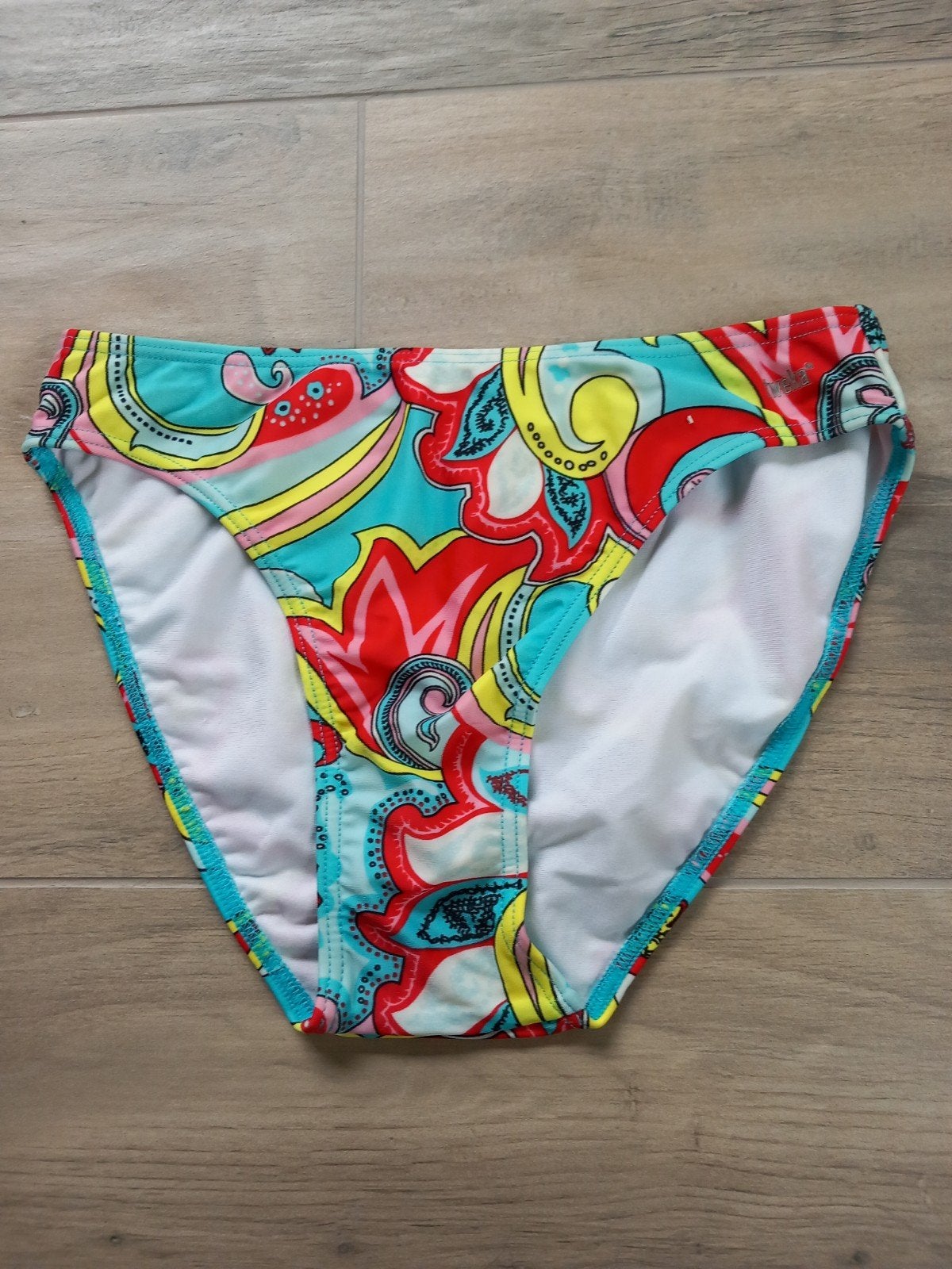 Tweka Bikinislip. Mast 36. Nieuw., Kleding | Dames, Overige typen, Meerkleurig, Nieuw, Ophalen of Verzenden