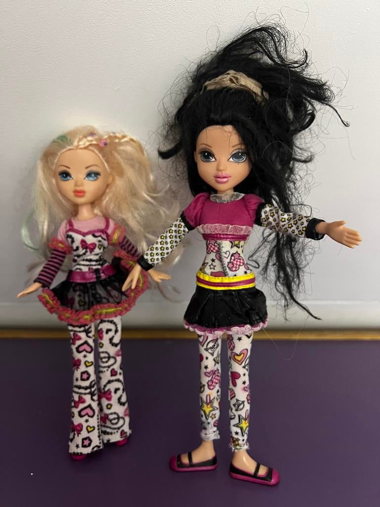 2 Moxie Girlz Art-titude poppen van MGA Entertainment, Ophalen of Verzenden, Gebruikt, Overige typen