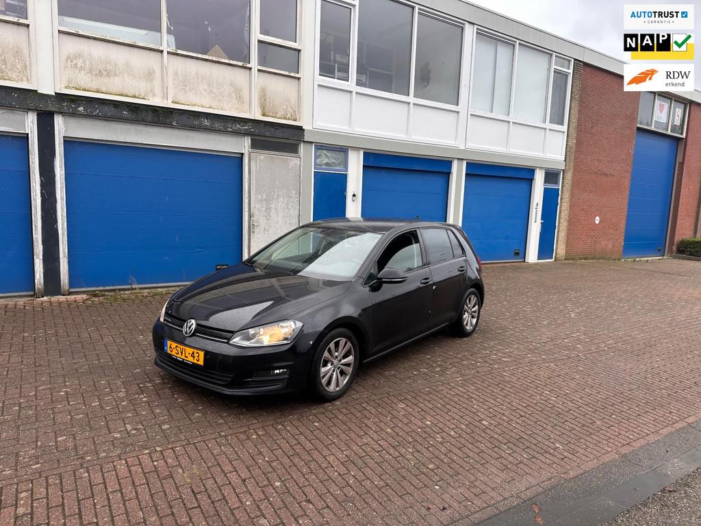 Volkswagen Golf 1.6 TDI Highline BlueMotion Clima.Navi, Auto's, Voorwielaandrijving, Euro 5, Gebruikt, 4 cilinders