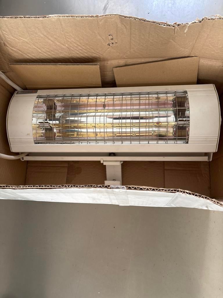 Elektrische terrasverwarmer “Solamagic”. Zo goed als nieuw, Huis en Inrichting, Kachels, Ophalen, Overige soorten, Elektrisch